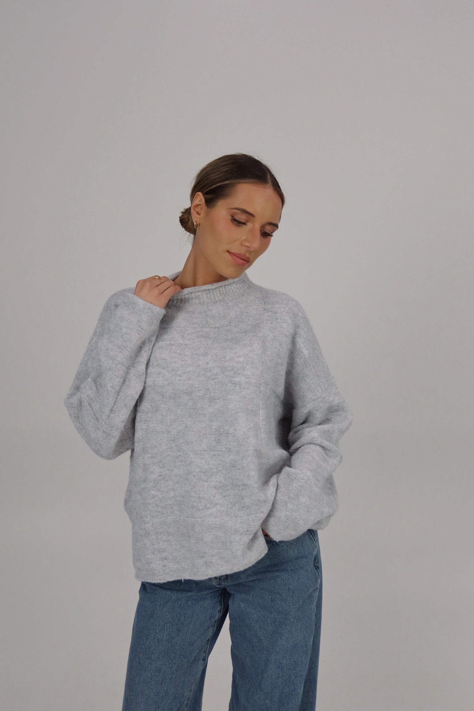 Ryleigh Grey Mock Neck Sweater – Madida Clothing