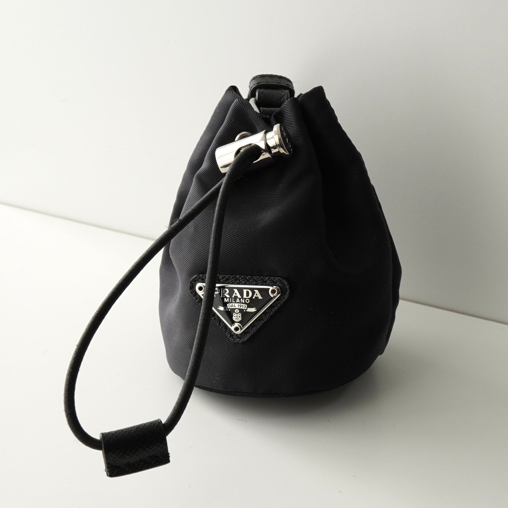 プラダ ポコノ テスート ナイロン 巾着バッグ キーホルダー キーリング