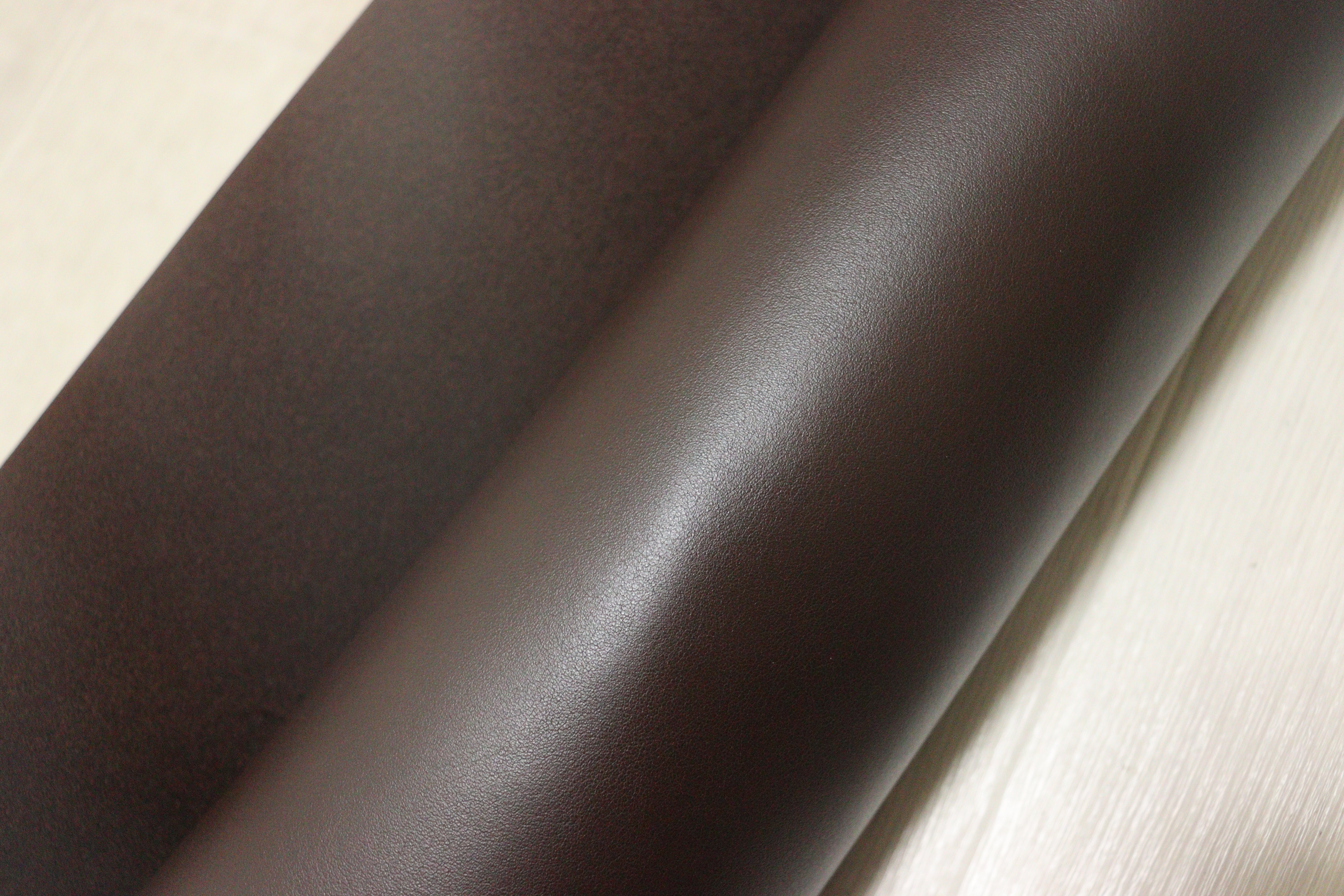 ds50円！イタリアンレザー スムース加工 ヌメ革 ダークブラウン 150ds