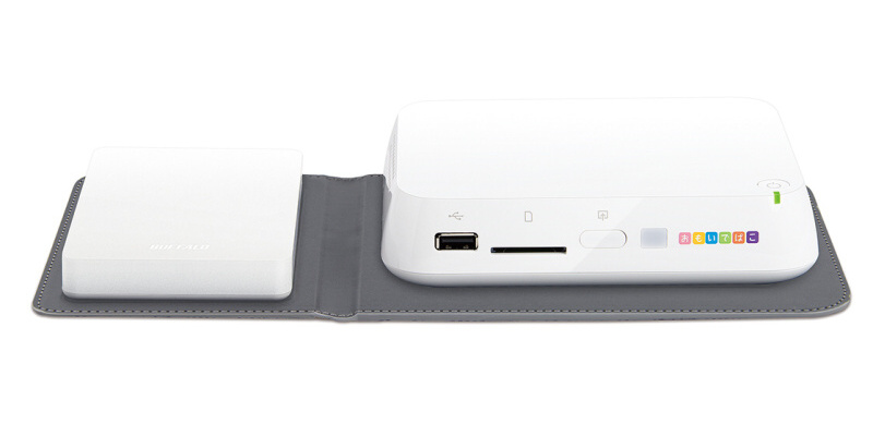 おもいでばこ用の“安心バックアップキット”が発売 - デジカメ Watch Watch