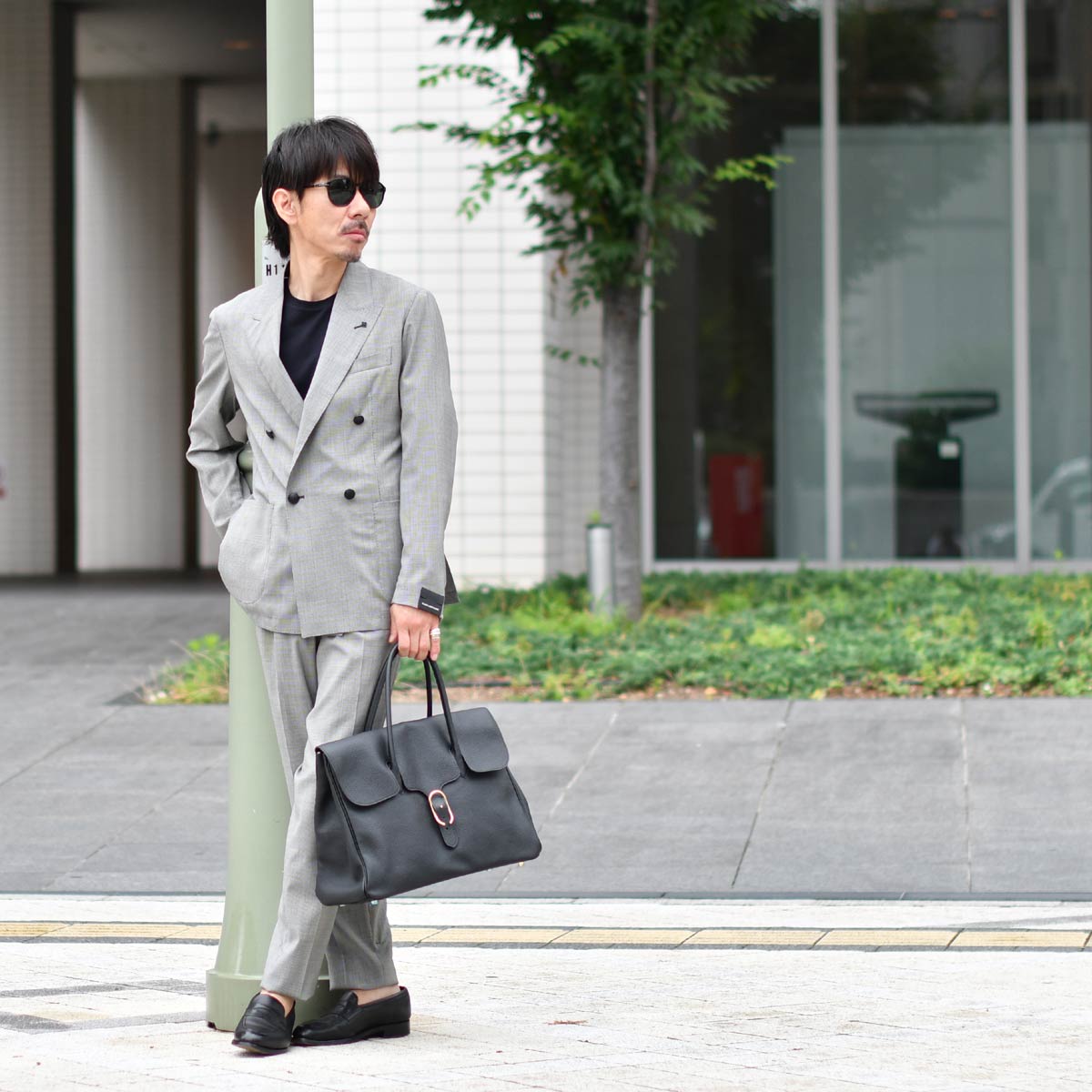 CISEI【チセイ/シセイ】フラップ付きトートバッグM 981 LD NERO シボ革