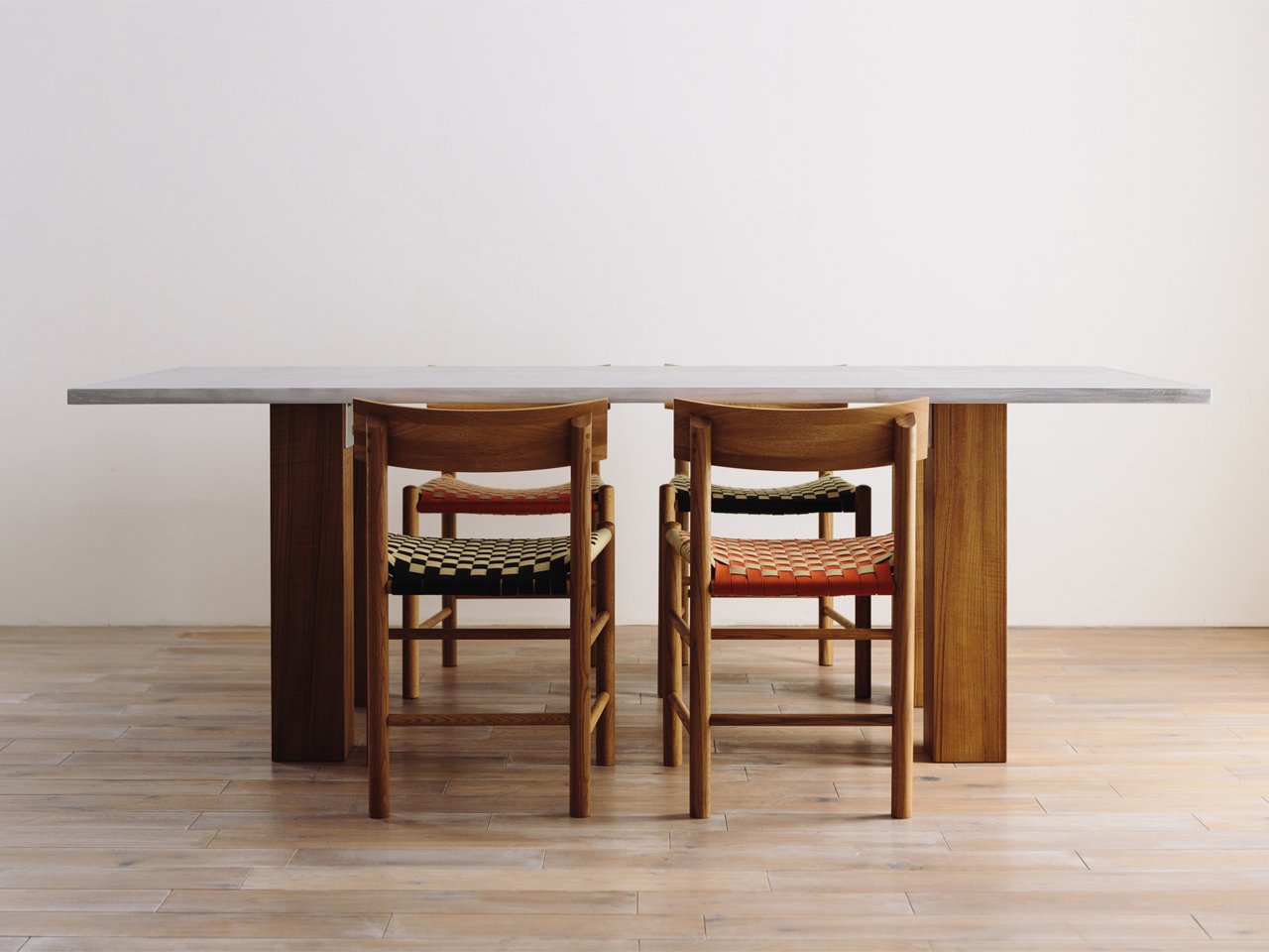 ANIMA ダイニングテーブル アルミ - 広松木工