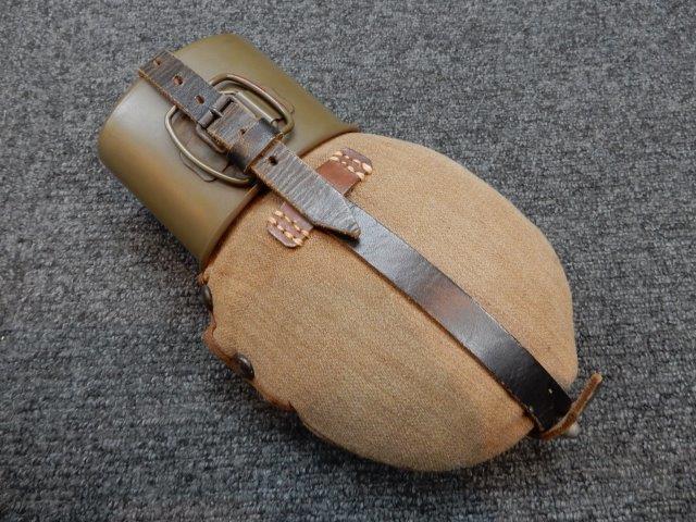 よくドイツ兵が腰に下げてますね「ドイツ軍M31水筒」 | Chicago Blog