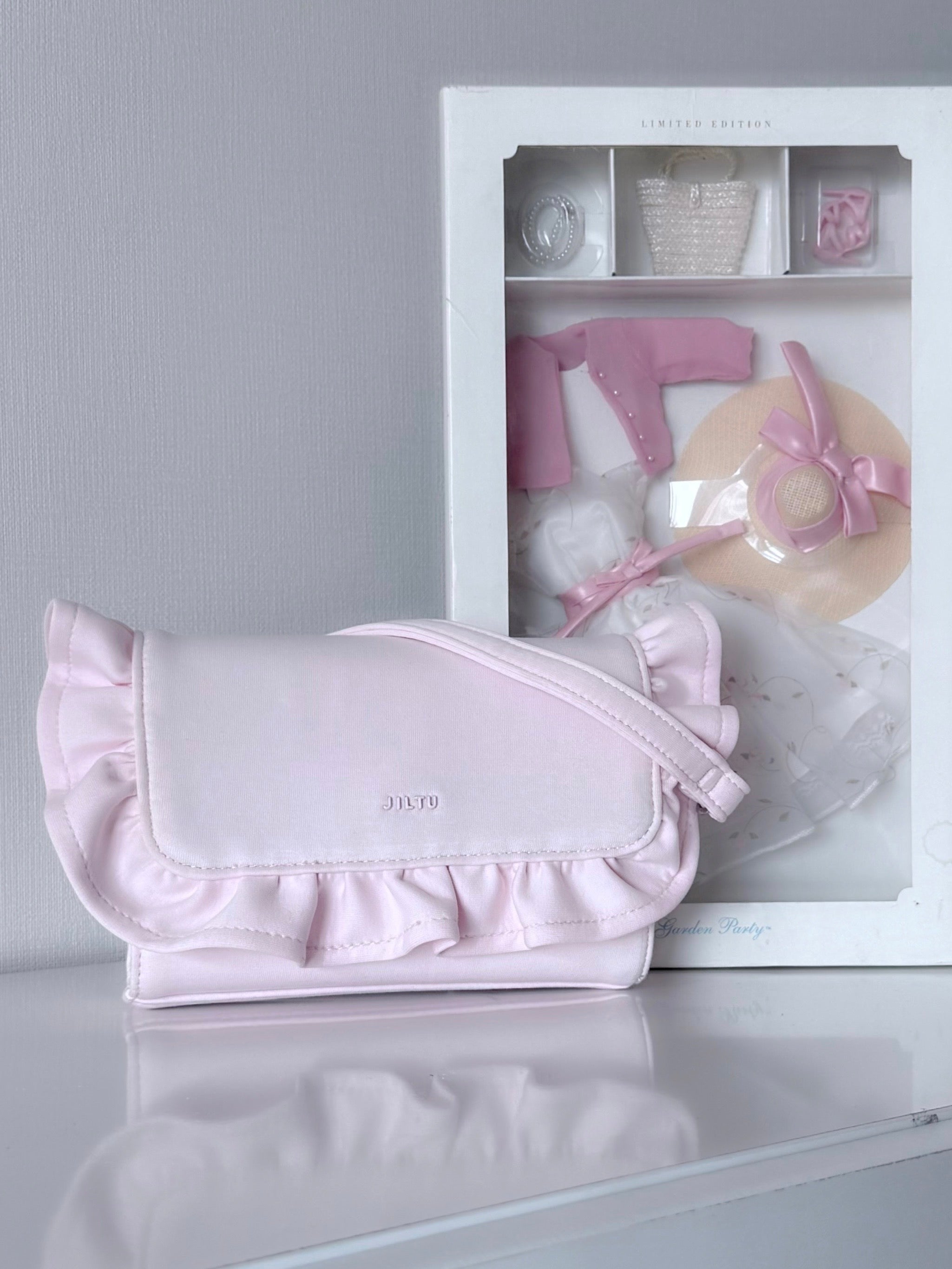 petit frill shoulder bag (baby pink) – JILTU