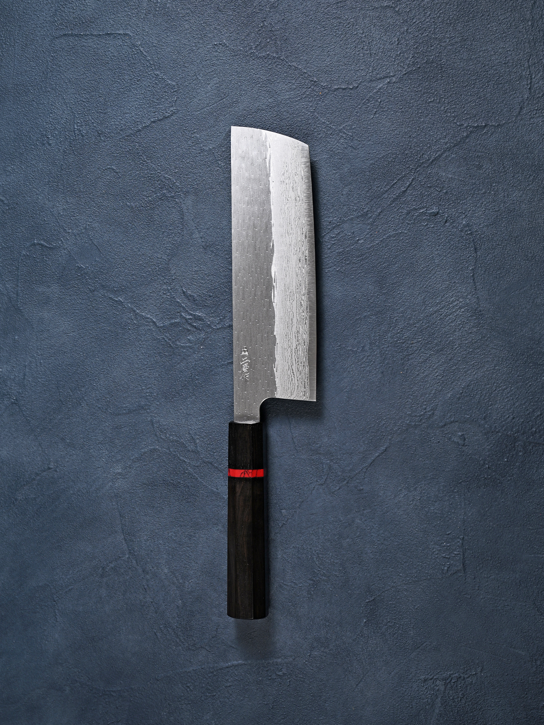 二唐 Nigara 菜切包丁 VGXEOS 磨き 黒檀赤リング八角柄 – ナイフギャラリー