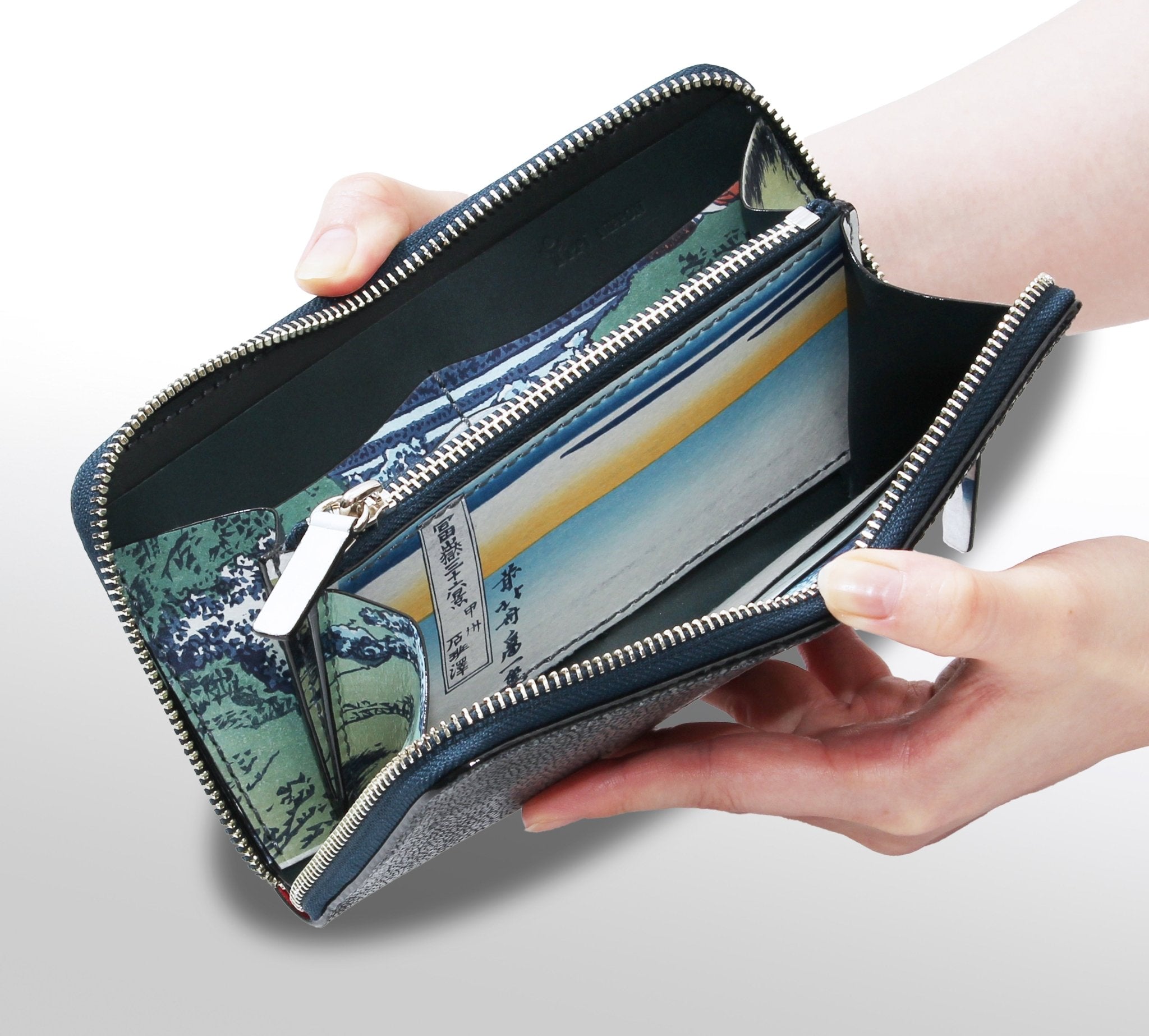 日本製 エイ革長財布：淡路谷佳幸の特許技術 – ルナロッサ・ヨッピー