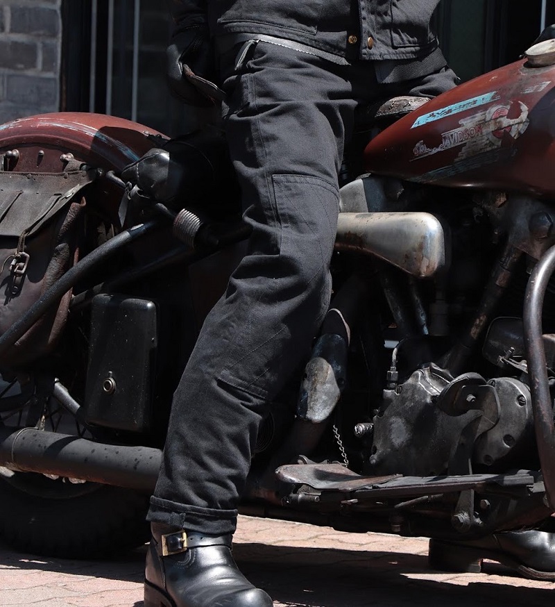 White Denim Competition Breechesのご案内” – Langlitz Leathers Japan