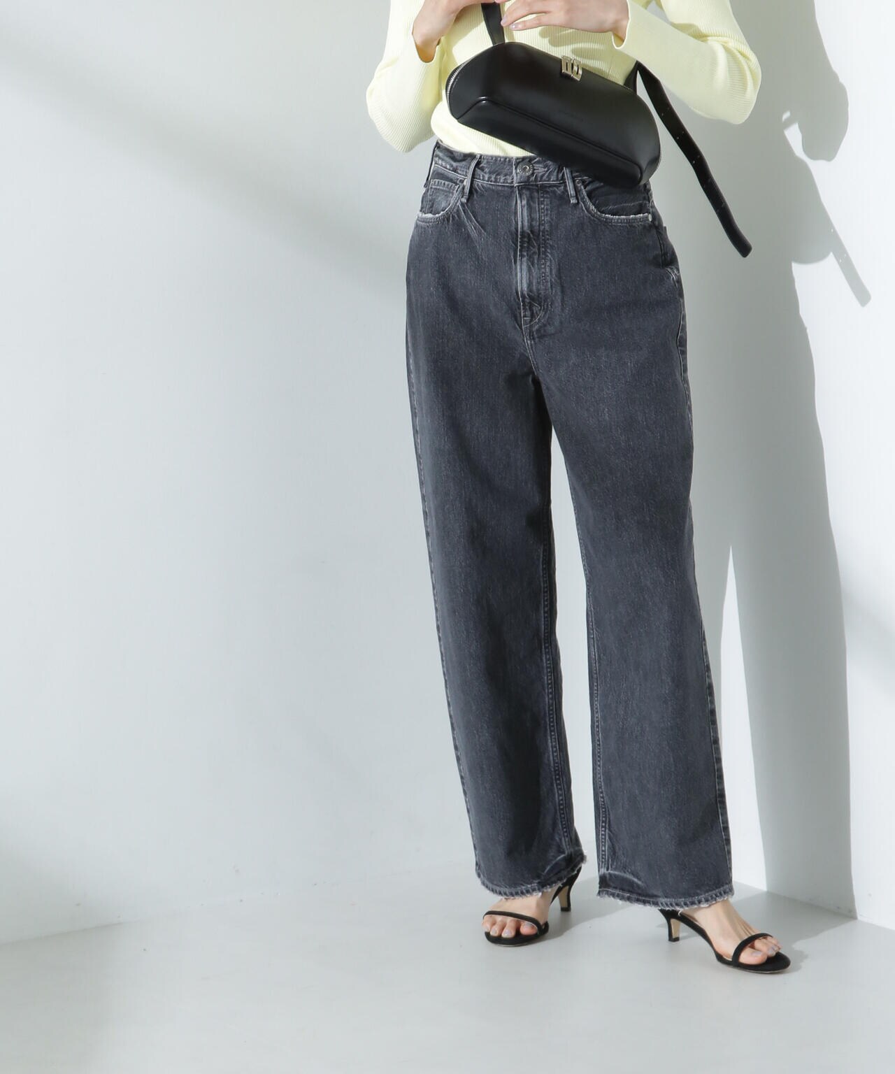 upper hights / THE GARNET ハイライズ ワイド テーパード デニム