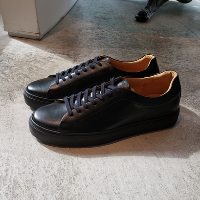 大人のブラックレザースニーカー TOSS « SO-KUTSU | The Finest import