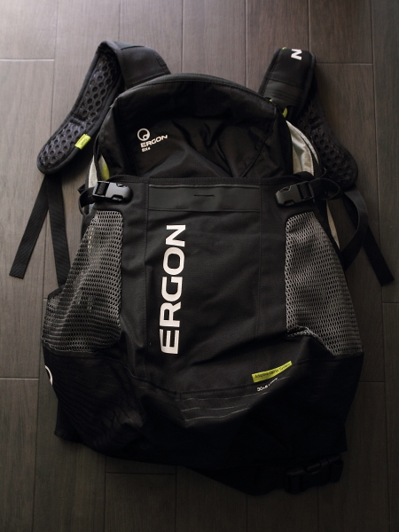 ぶらり、ERGON（エルゴン）の新型バックパックBX4を買ってみた: 一路一