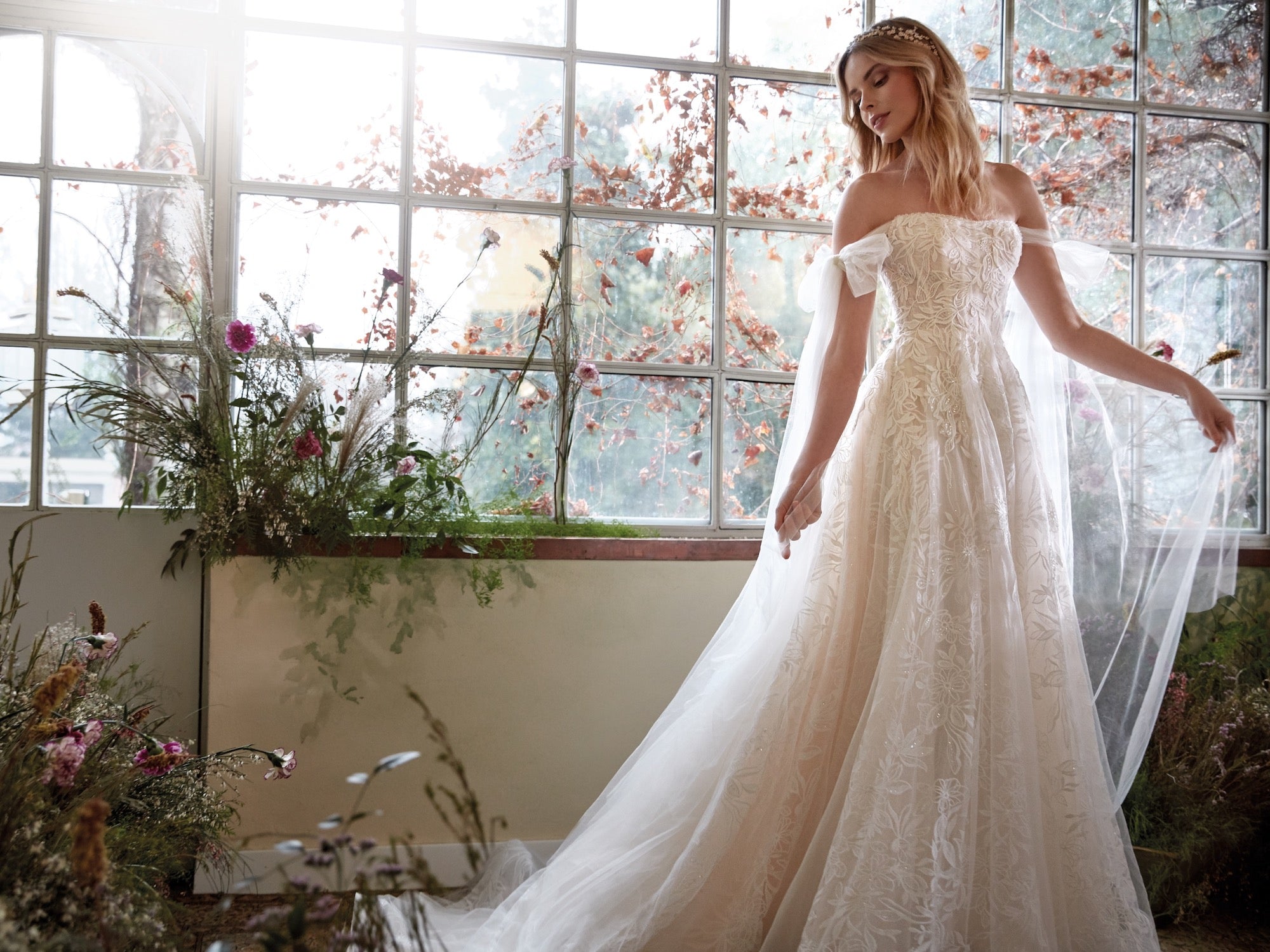 NM004｜ウェディングドレス、ブランドドレスのレンタルならザ・ドレス