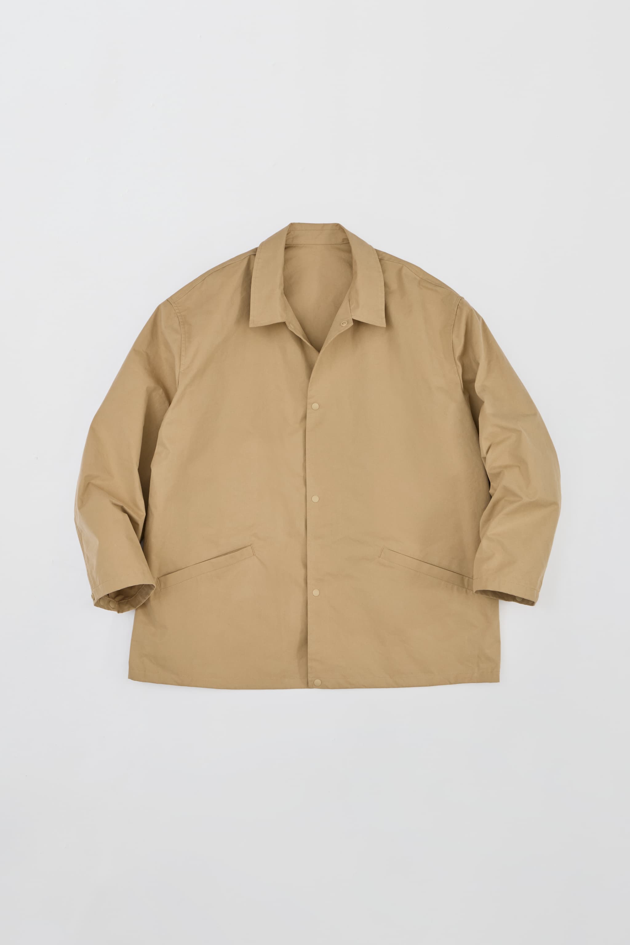 VENTILE COACH JACKET – THE DAY