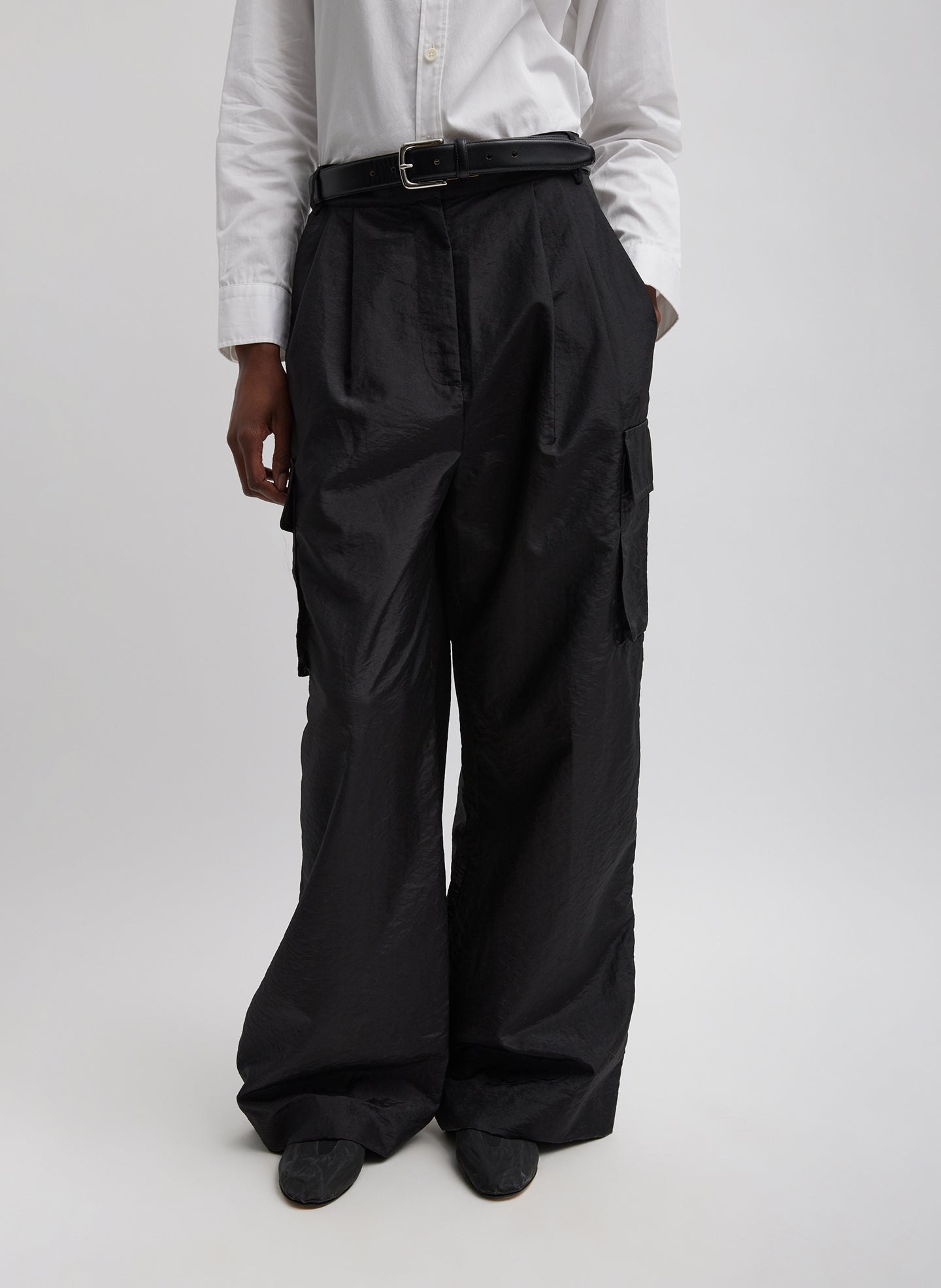 Stella Crispy Nylon Pleated Cargo Pant – Tibi Official