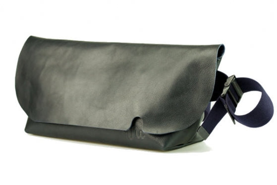 Uni&co.メッセンジャーバッグダークネイビーSサイズ