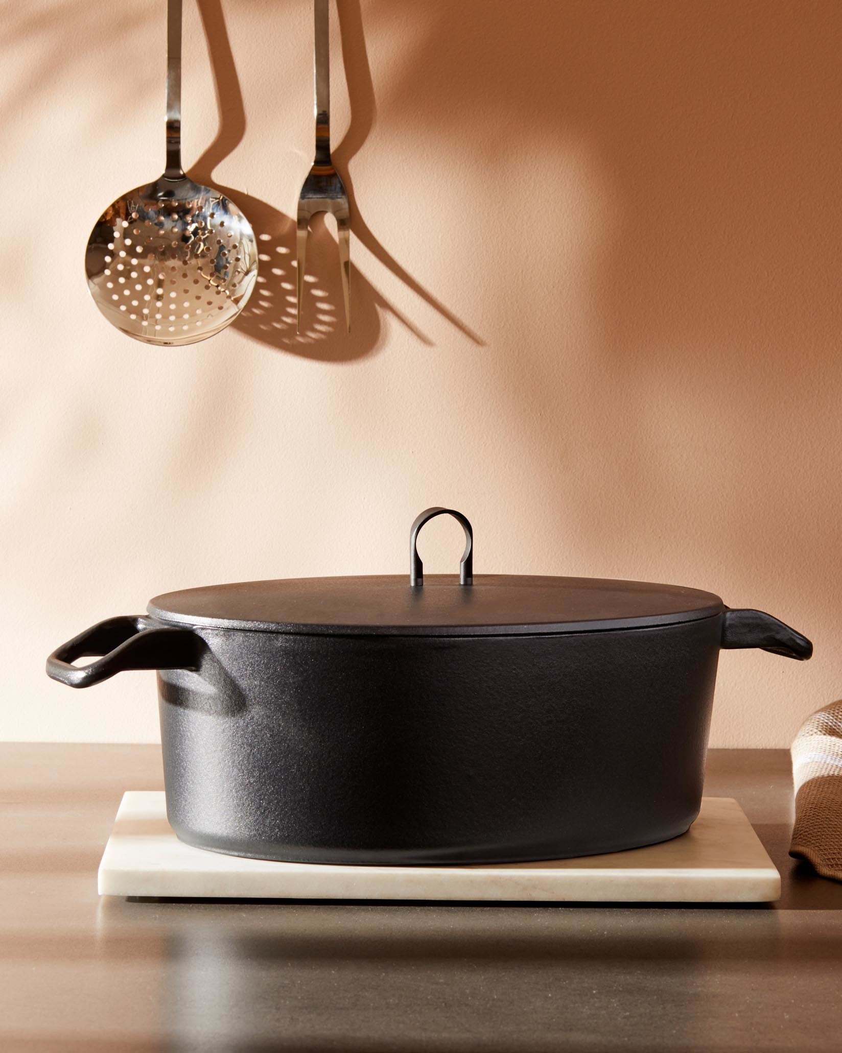 La Cintura Di Orione Oval Cocotte By Richard Sapper | Alessi