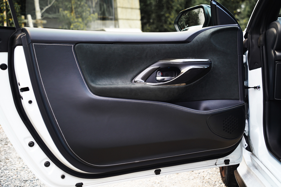 GR86 GRヤリス対応「ドアキックプロテクター」「グローブボックス