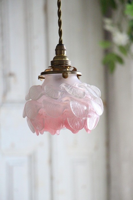 フランスアンティーク バラのガラスシェード 3段 ペンダントライト用