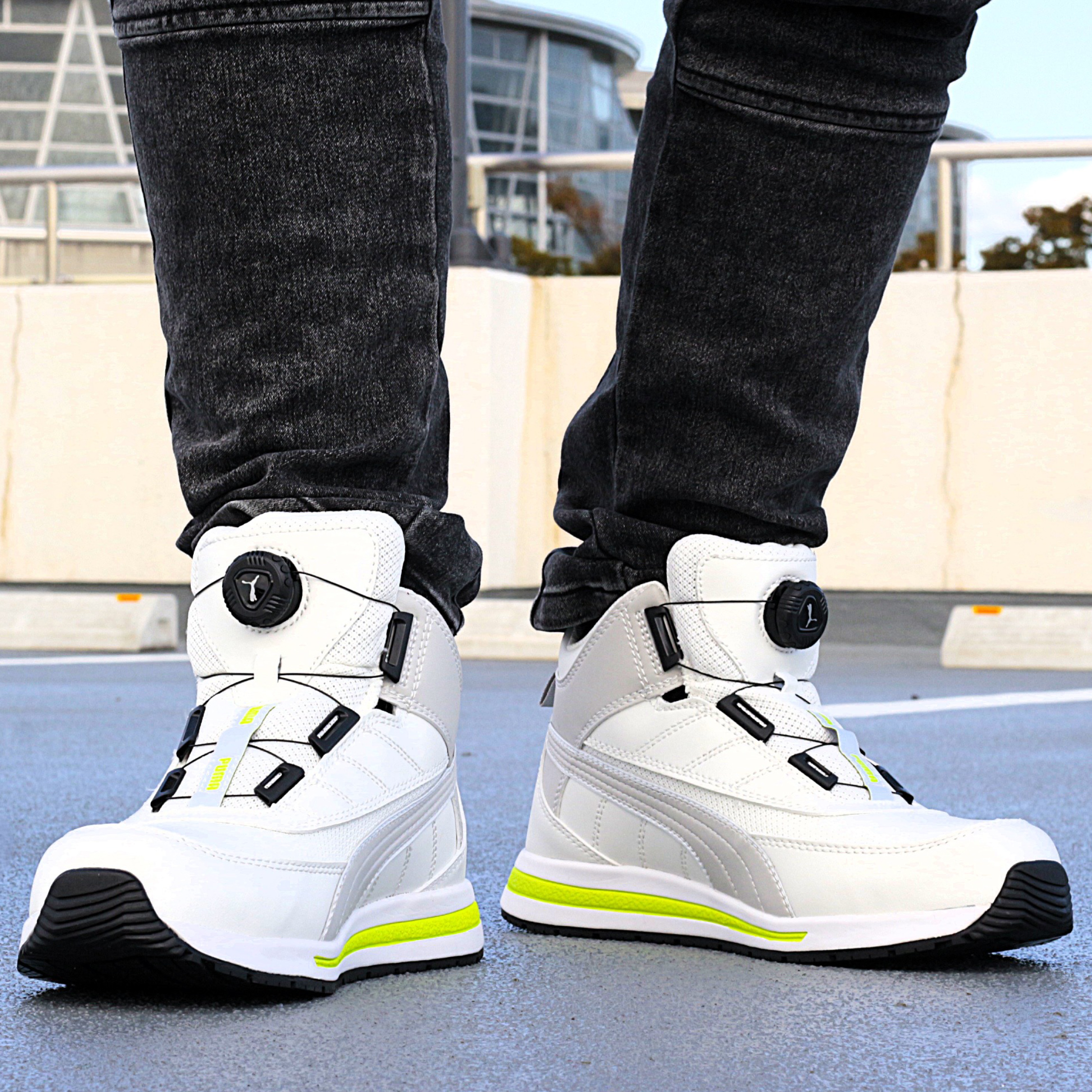 SWITCHBACK DISC MID プーマ プロスニーカー ミドルカット 【JAPAN