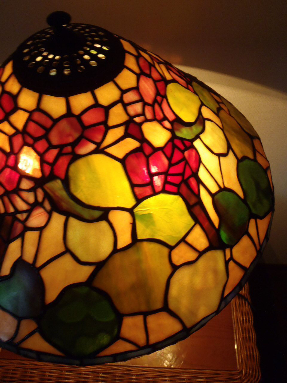 ステンドグラス（中）スタンド 水連セード ステンドグラス インテリア