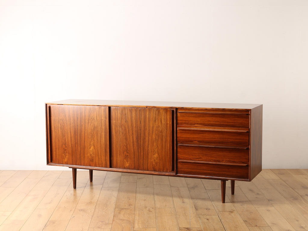 サイドボード | ロイズ・アンティークス | ヨーロッパのアンティーク