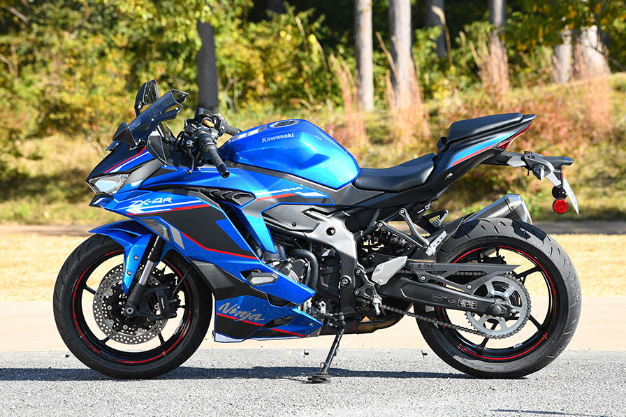 Kawasaki Ninja ZX-4R SE リアルワールド・ボーイズレーサー – WEB Mr.Bike