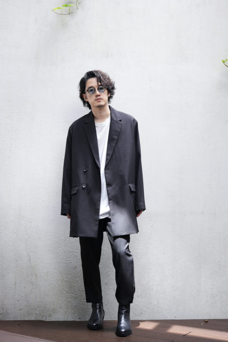 ウール見え素材かつイージーケアで洗濯機OK！コーデを考える必要なし