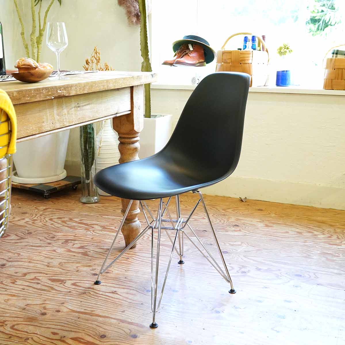 ハーマンミラー / Herman Miller Vitra サイドシェルチェア チャールズ