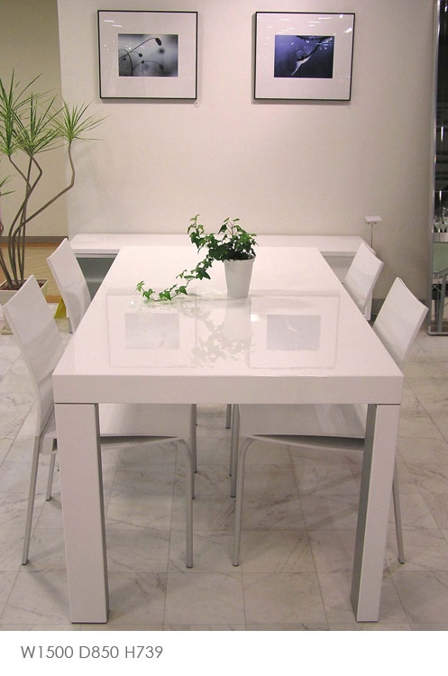 ダイニングテーブル 白