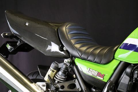 シングルシートカウル マッドマックス仕様 kz.z1.z2.ゼファーその他