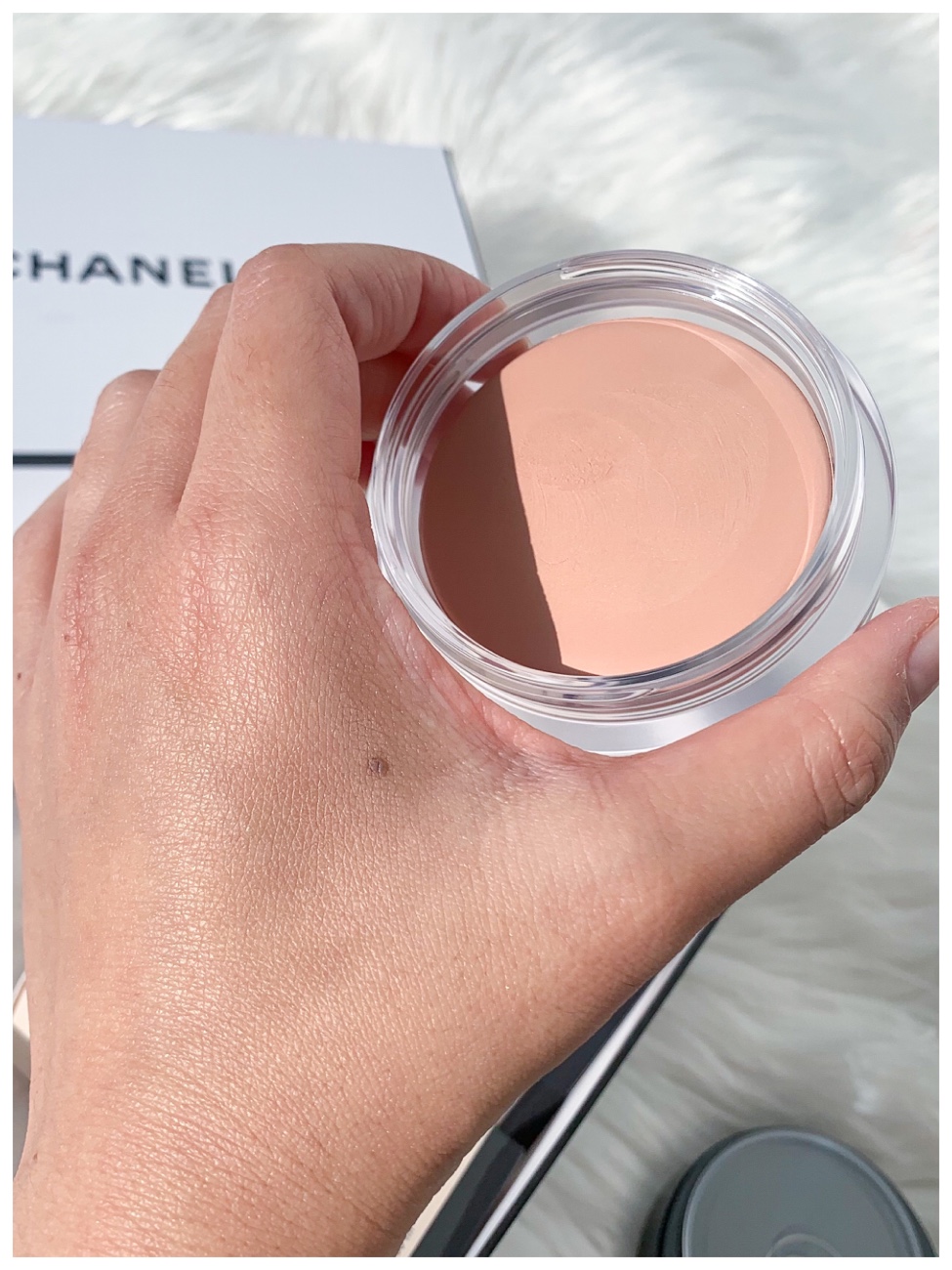 Chanel Les Beiges Healthy Glow Cream