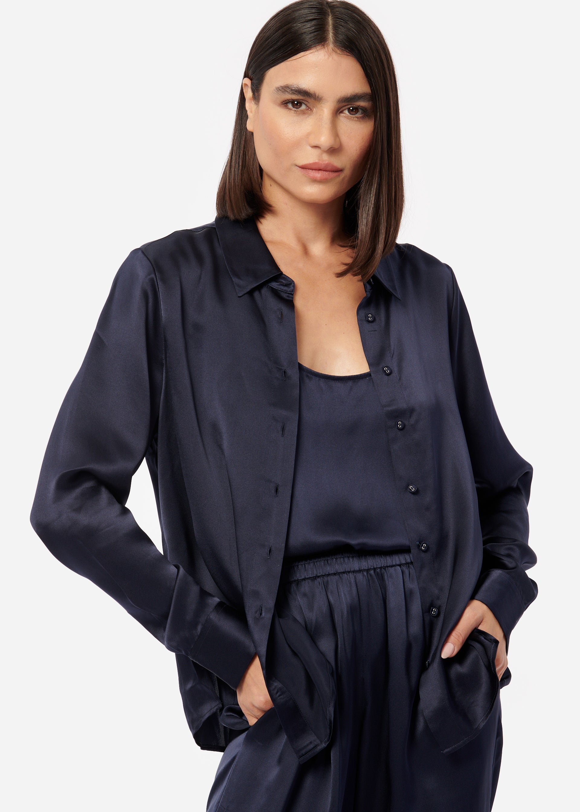 Crosby Silk Blouse Navy – CAMI NYC
