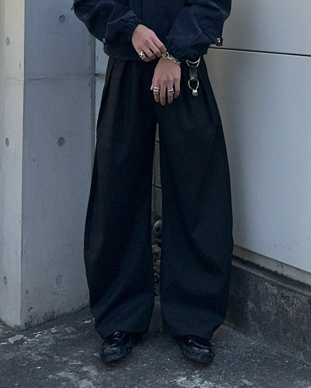 即納】ツータックストライプスラックス KA5028 – YOLO（ヨロ