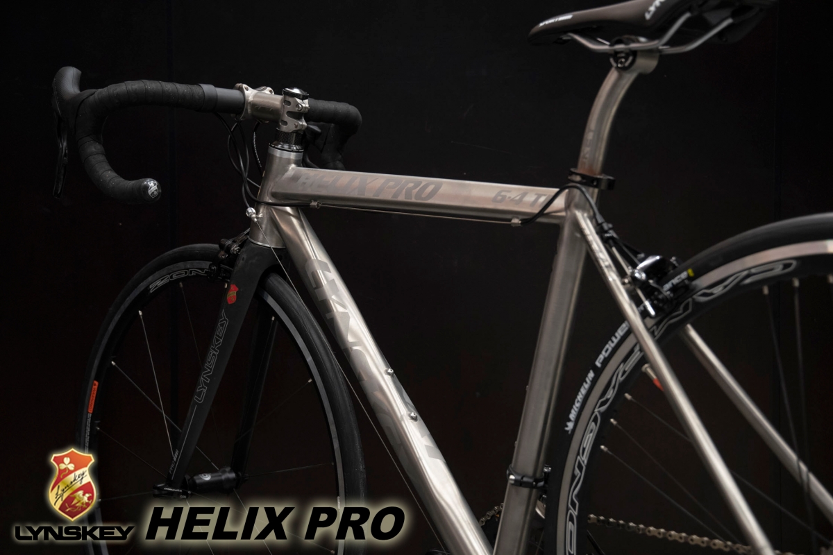 お客様の一台]こんなフレーム見たこと無い?!ハイエンドチタンフレーム