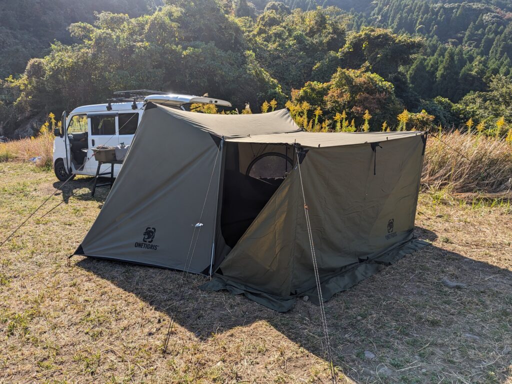 ソロホームステッドにロックシールド用の『テント前幕（焚火陣幕）』を