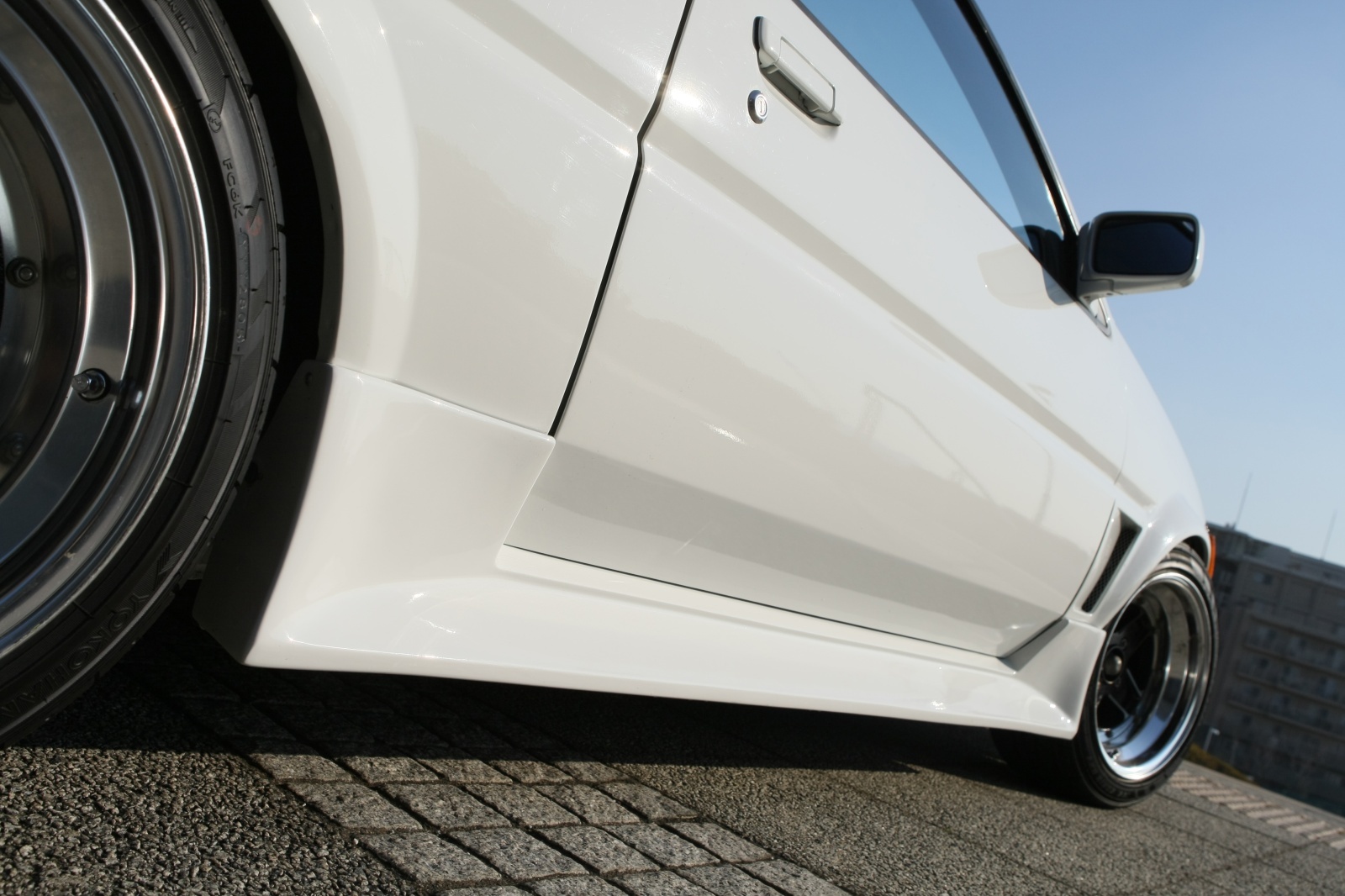 AE86 LEVIN サイドステップ e*7様 AE86 サイドステップ 外装 エアロ 社外