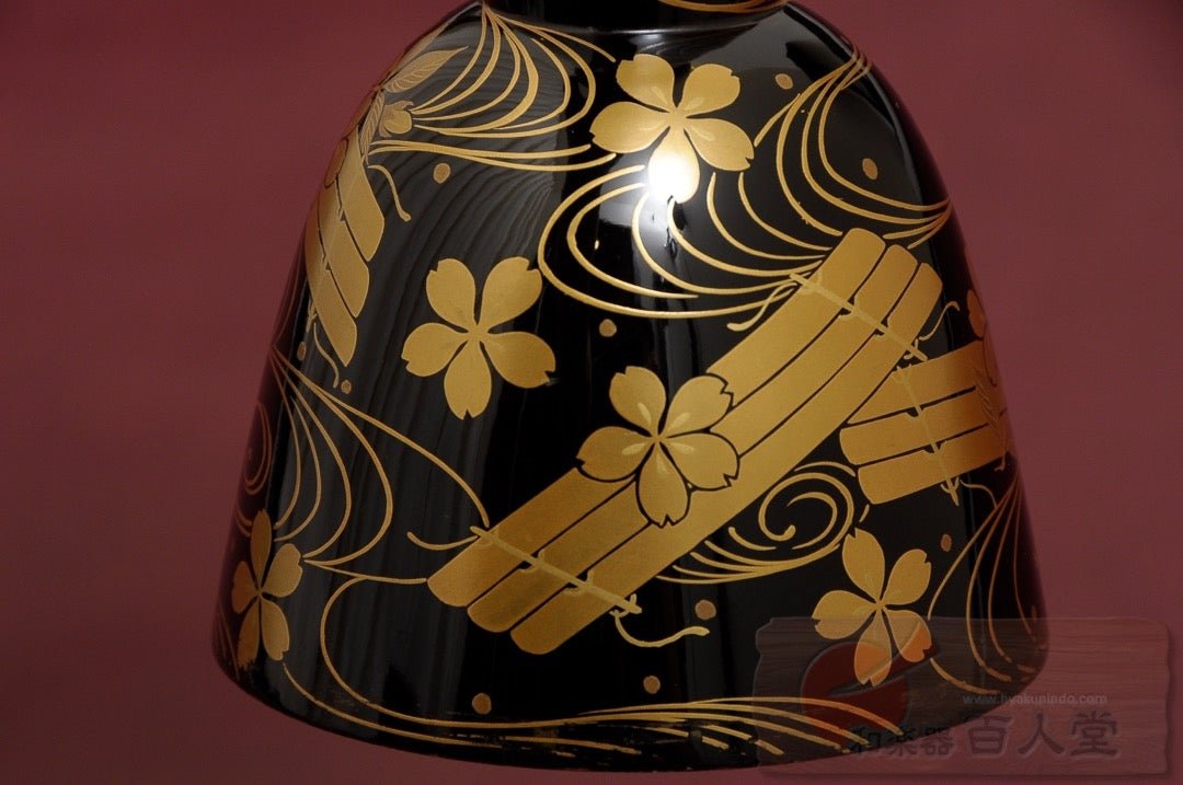 小鼓古胴 桜に鳴子金蒔絵