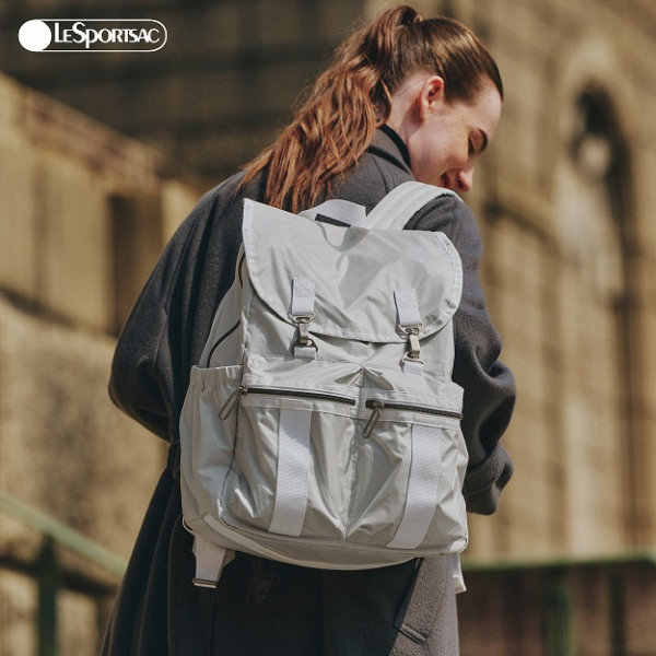 超軽量「エッセンシャル コレクション」2023年冬の新作が12/6より発売