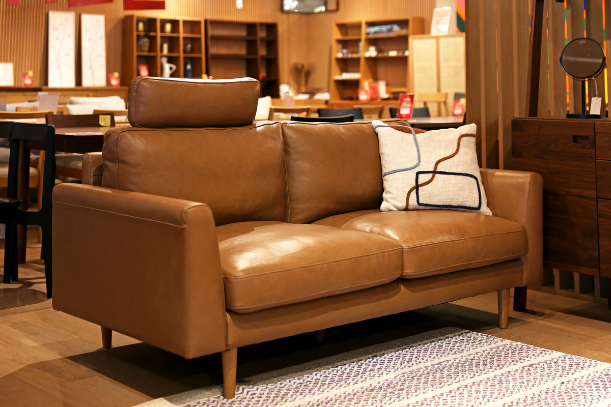 セラムソファ 2.5人掛け CAMEL (W165×D86×H82×SH42cm)税込￥228,000