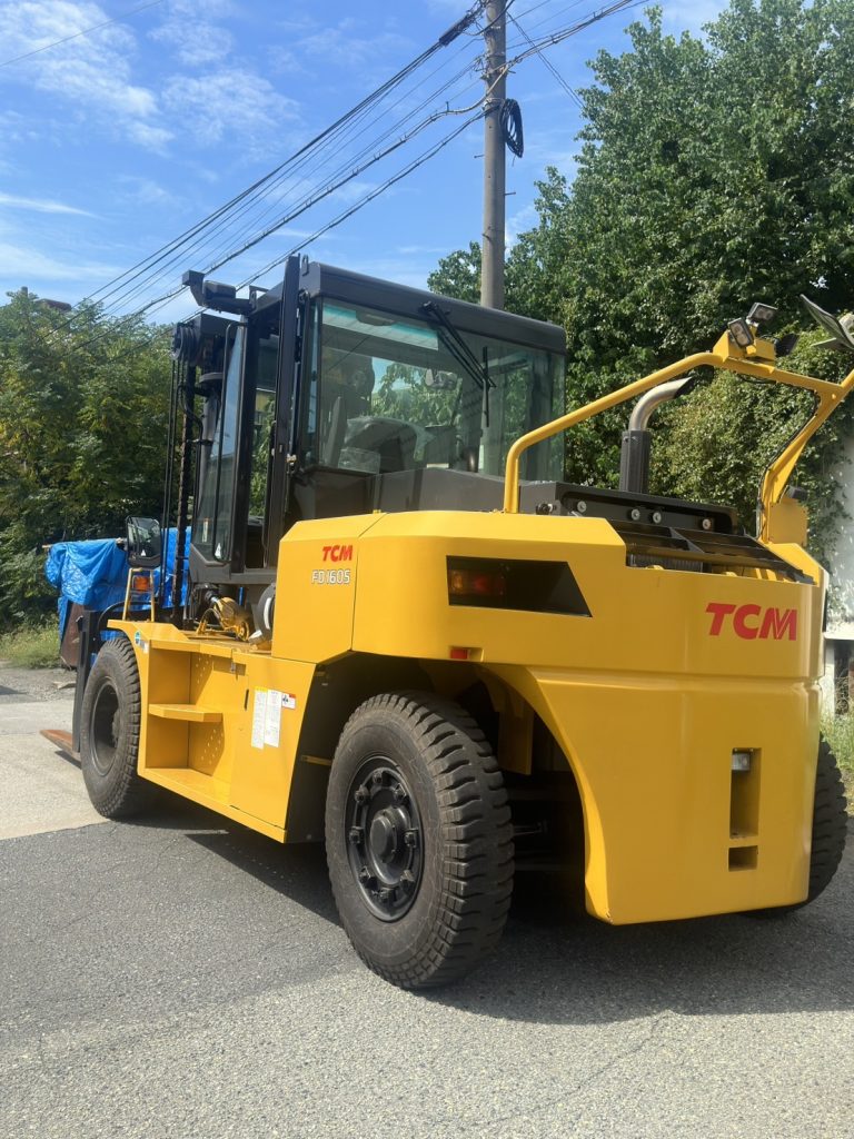 フォークリフト - 株式会社 竹田組