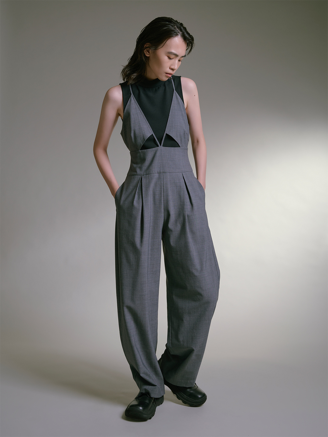 Joelle Jumpsuit/Gray｜TĔLOPLAN | テーロプランの公式オンラインストア
