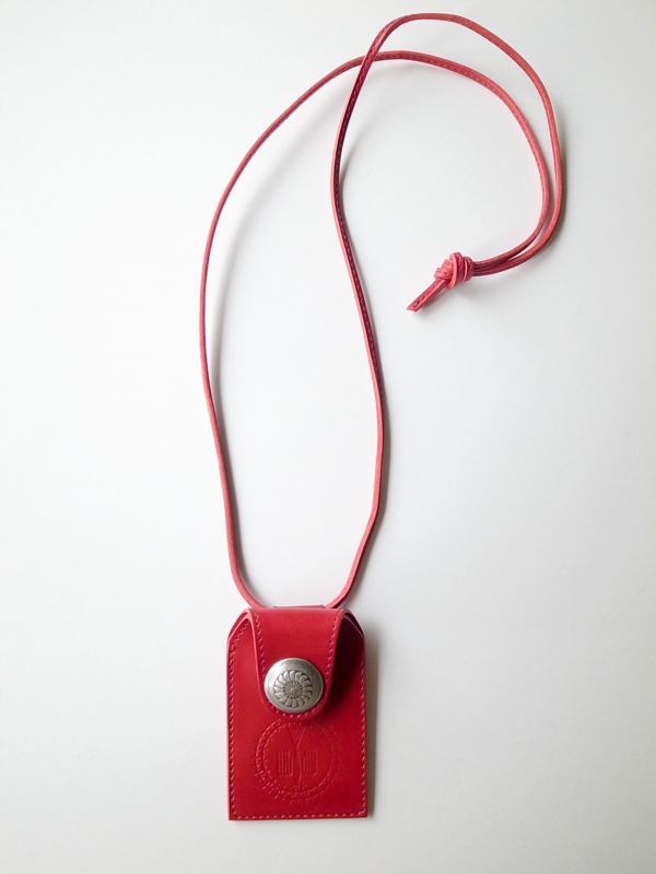 black means お守りケースネックレス・レッド - tity