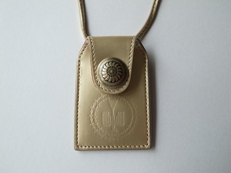 black means お守りケースネックレス・ゴールド - tity