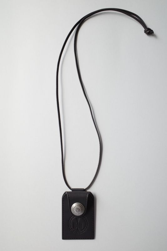 black means お守りケースネックレス・ブラック×シルバー - tity