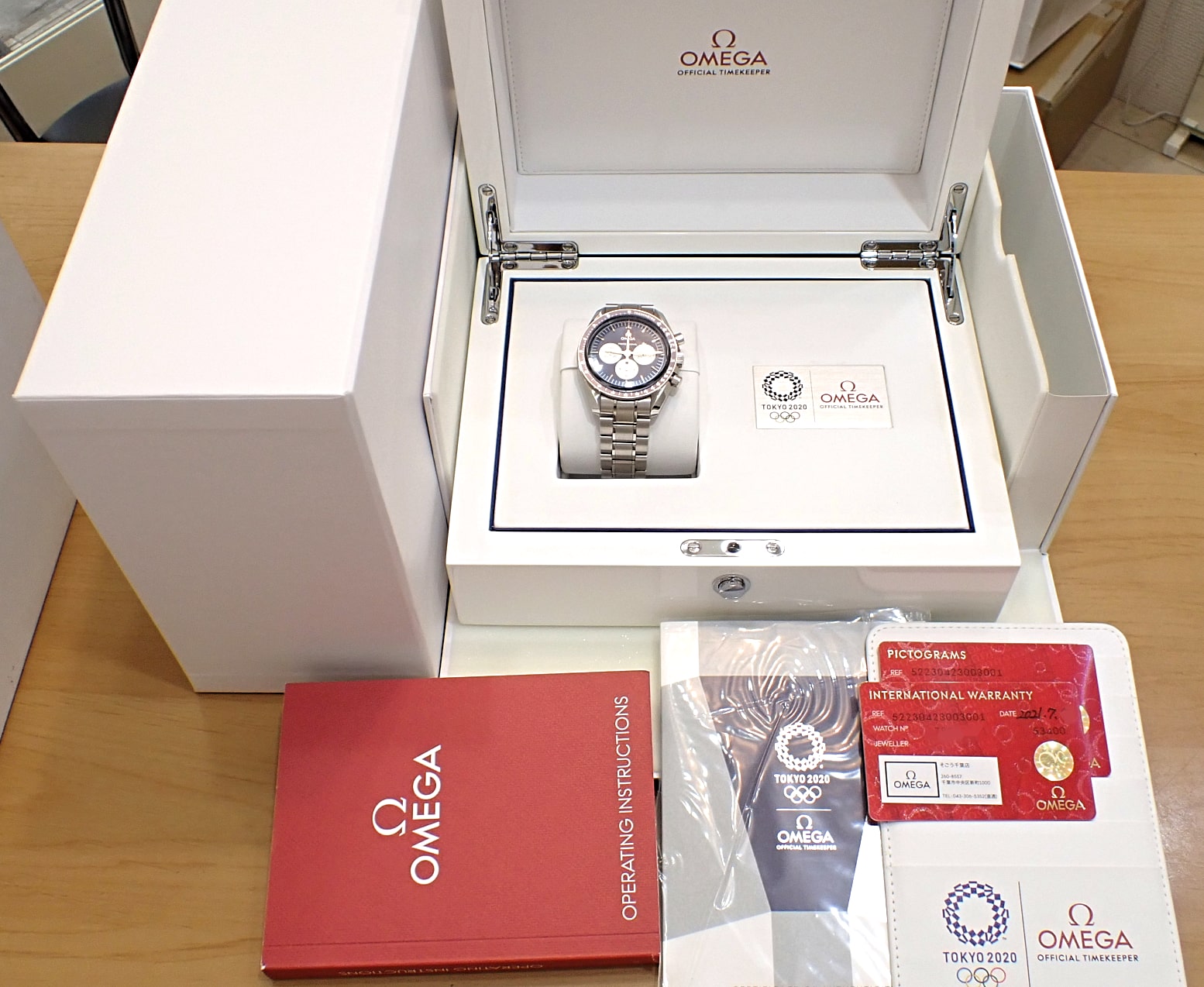 中古品A【OMEGA】オメガ スピードマスター ムーンウオッチ