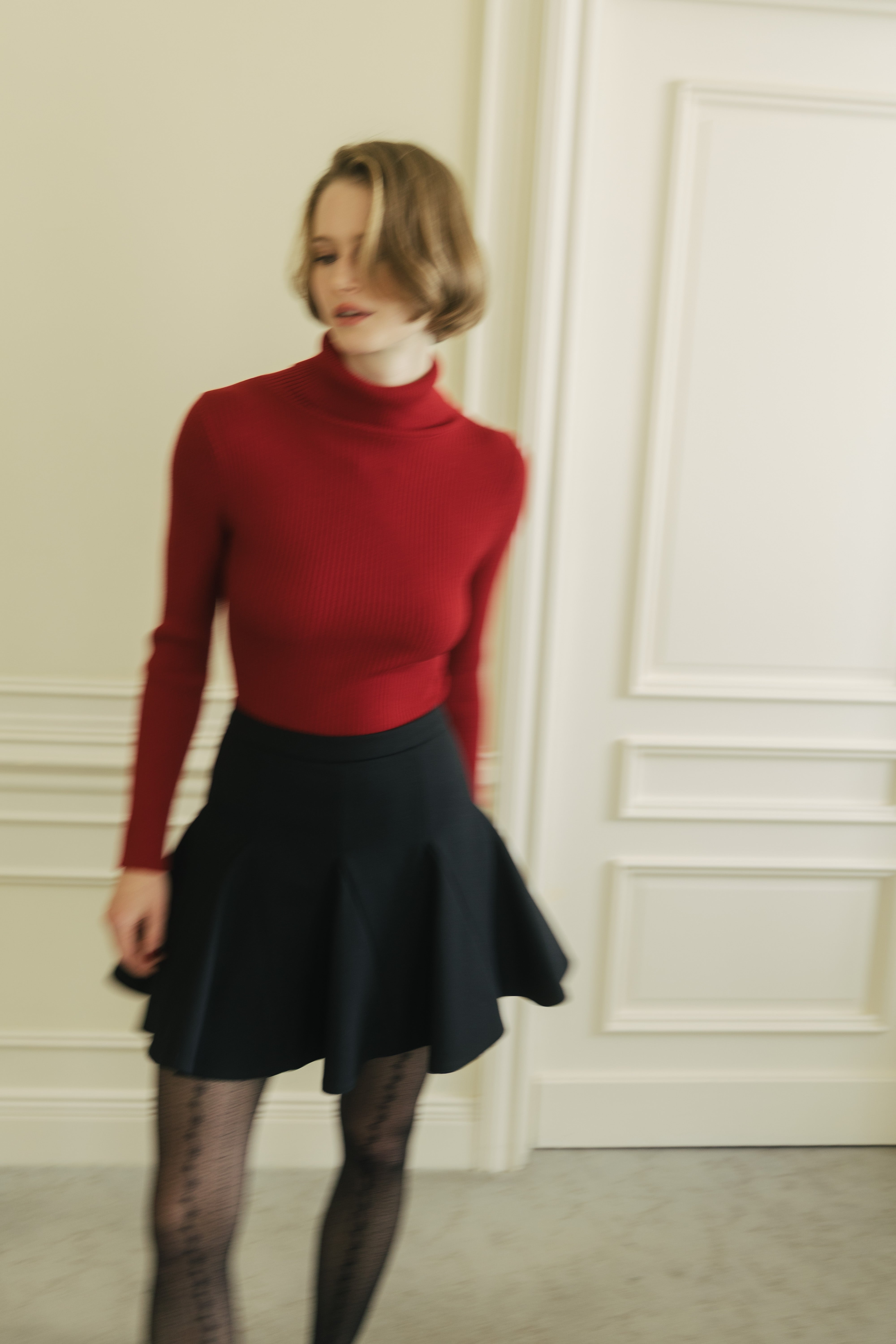 Reeperbahn Turtle Neck Knit – THE TOÉ