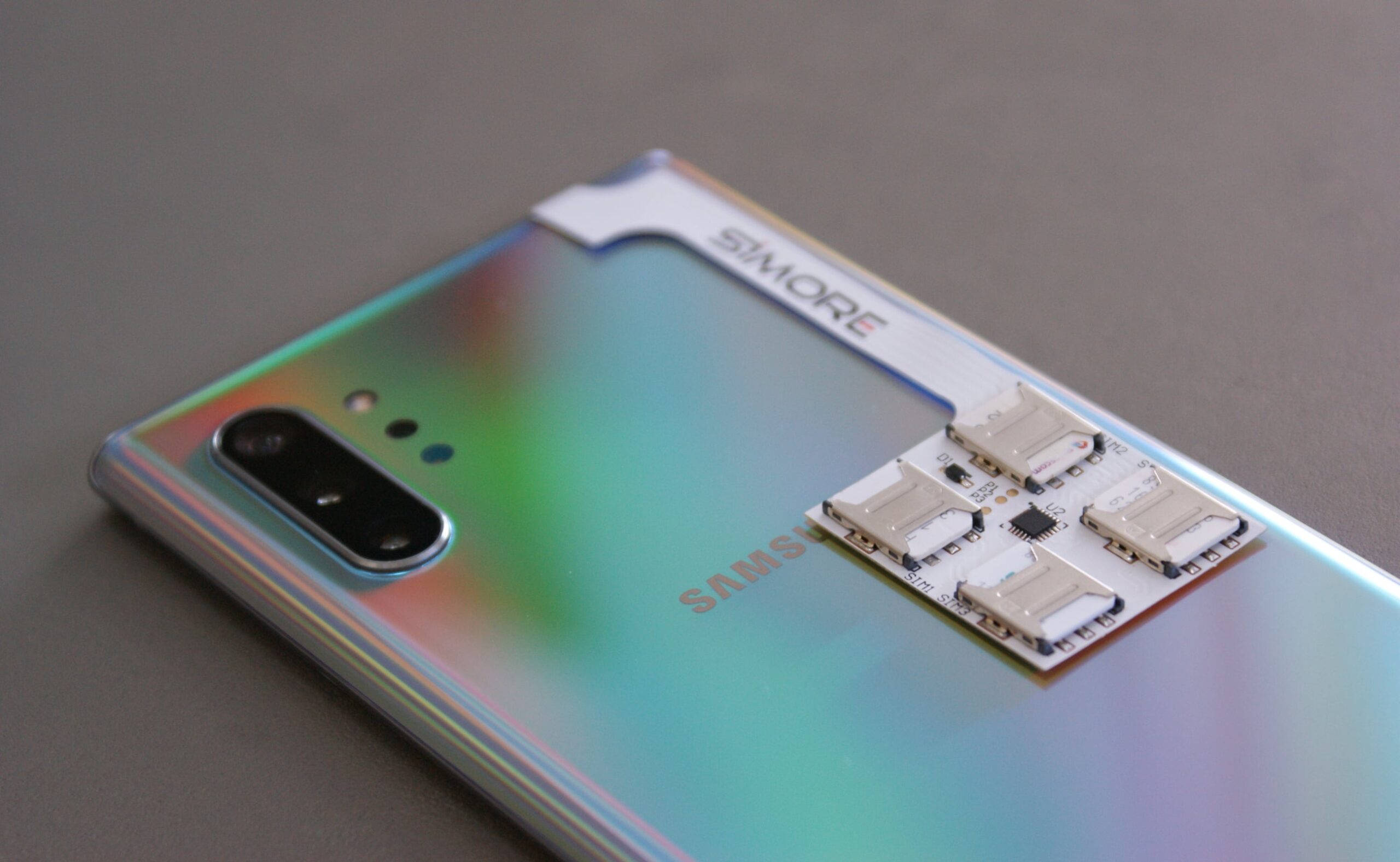 Ditch Your Burner Phone With This Samsung Galaxy Multi-SIM Adapter