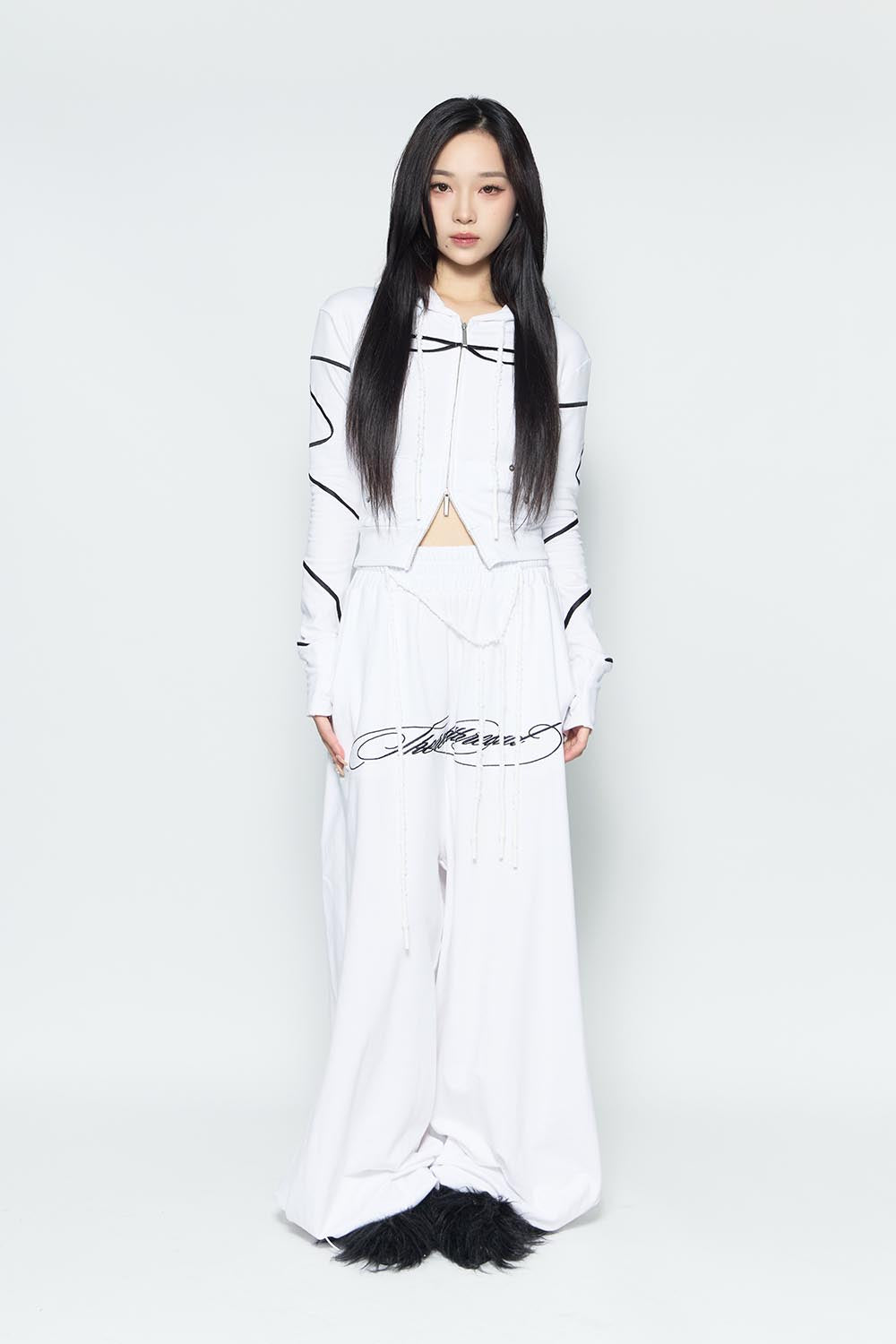 THEREDTHREAD / ザレッドスレッド】S embroidery ribbon pants