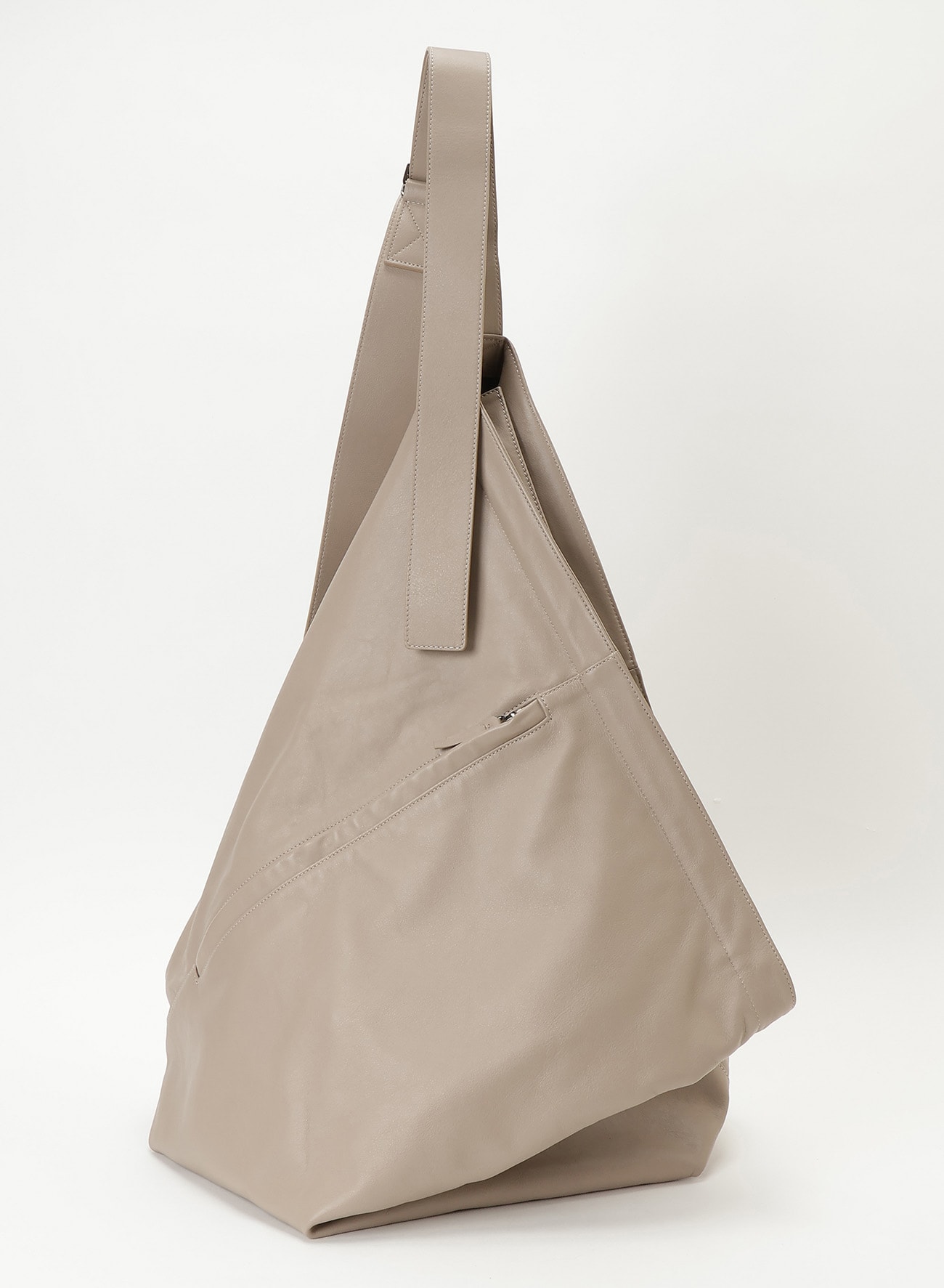 Triangle shoulder(FREE SIZE Beige): discord Yohji Yamamoto｜THE
