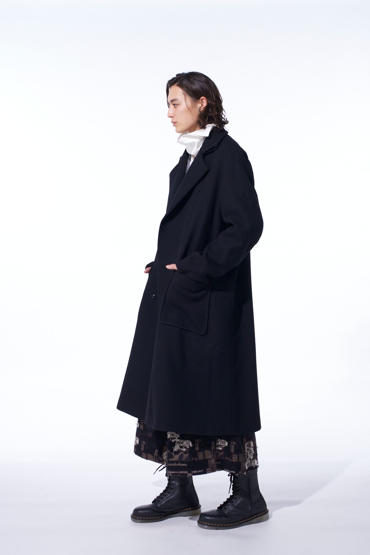 4/24 KERSEY TUBE LAPEL DOUBLE LONG COAT(S Black): S'YTE｜THE SHOP