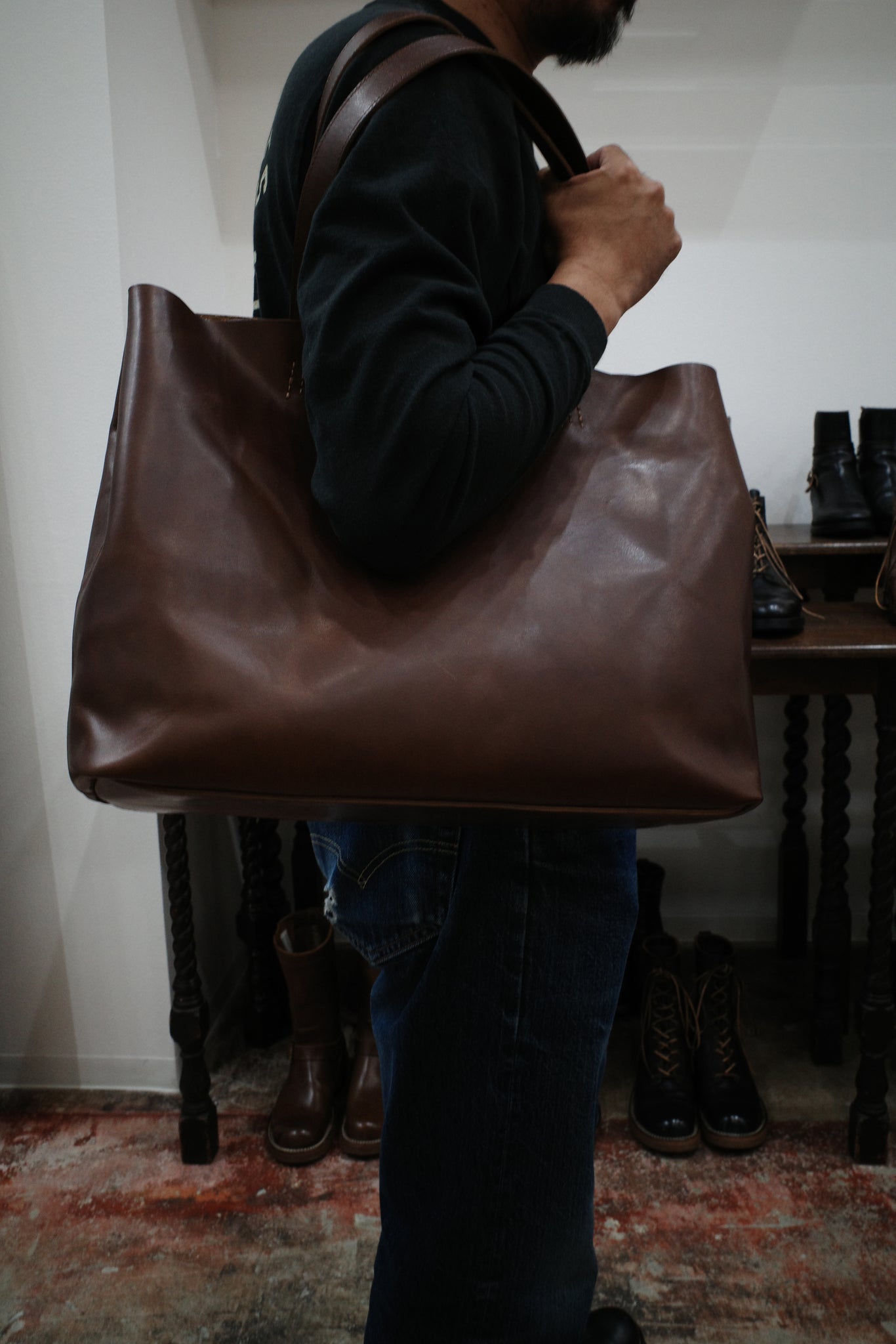 BOX TOTE BAG -LEATHER- – THE BOOTS SHOP ONLINE